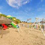 Casa de Férias 6 *