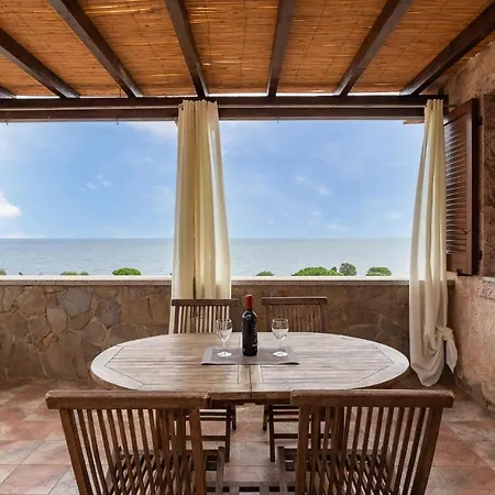 6 Holiday home
