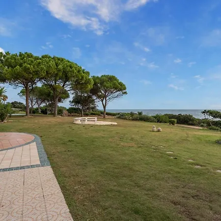 6 Holiday home *