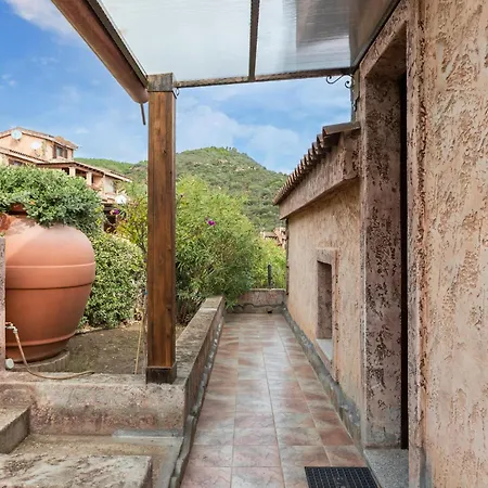 Holiday home 6 *